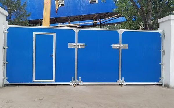 玛纳斯工业平开门